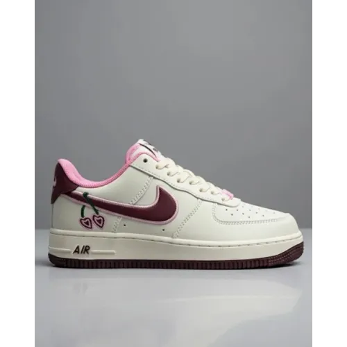 Nike Air Force Cherry Bej